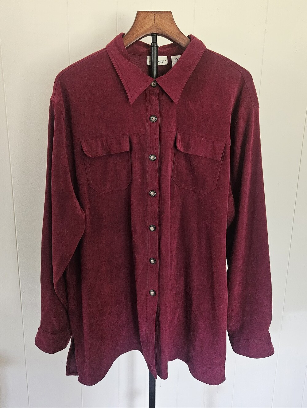 White Stag Women's Burgundy Button-Up Shirt Size XL